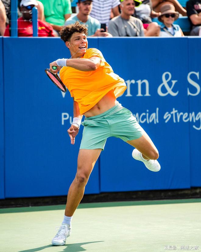 种族歧视的 种族歧视的