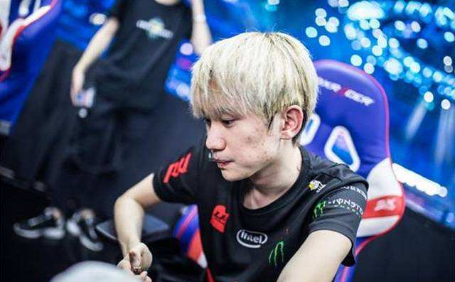 在现代社会 在现代社会