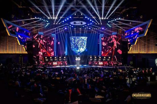 的比赛中 的比赛中